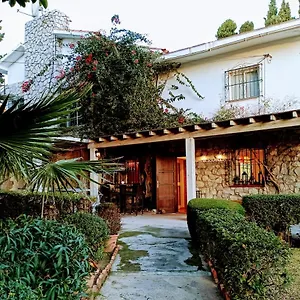hostal-los-geranios-del-pinar.es-andalucia.com/